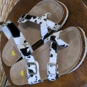 Aloha Island 🏝️ Cow Print Sandals Like New